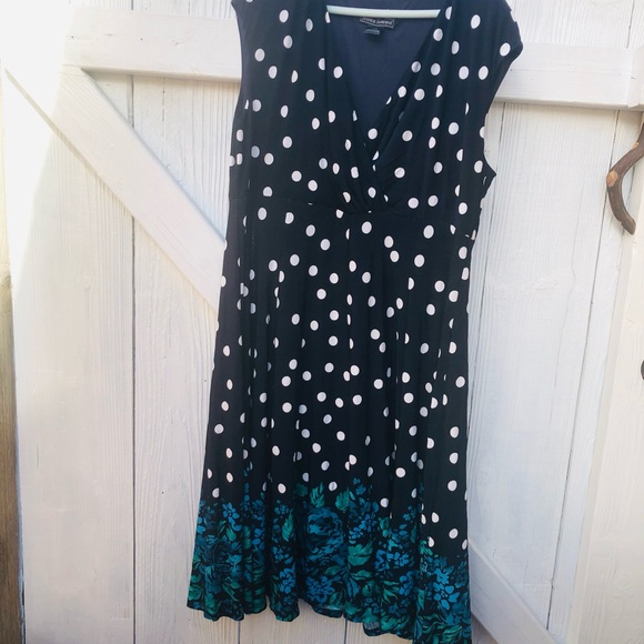 Jessica Howard Black and White Polka Dot Dress with Green Floral Hem Size 14W - Picture 3 of 8